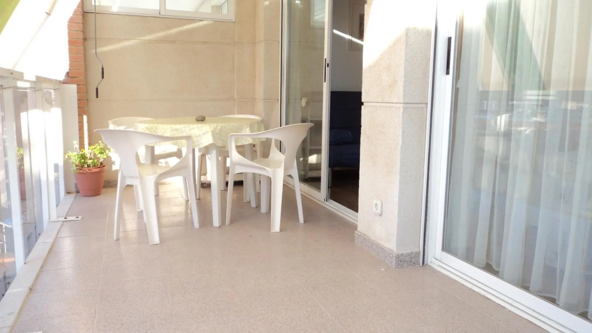 Argia Apartment Salou 0*,